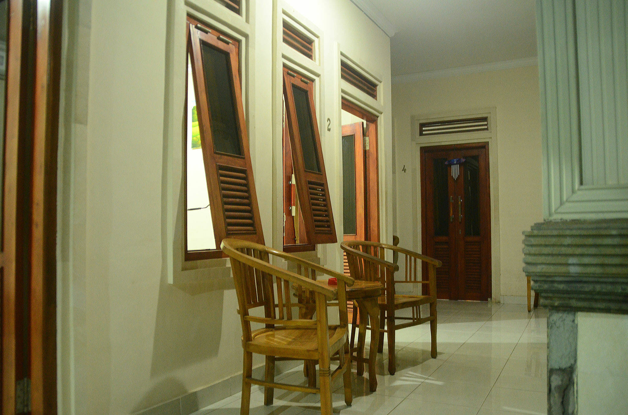 Budget Door Legian Inn Kuta Lombok Esterno foto