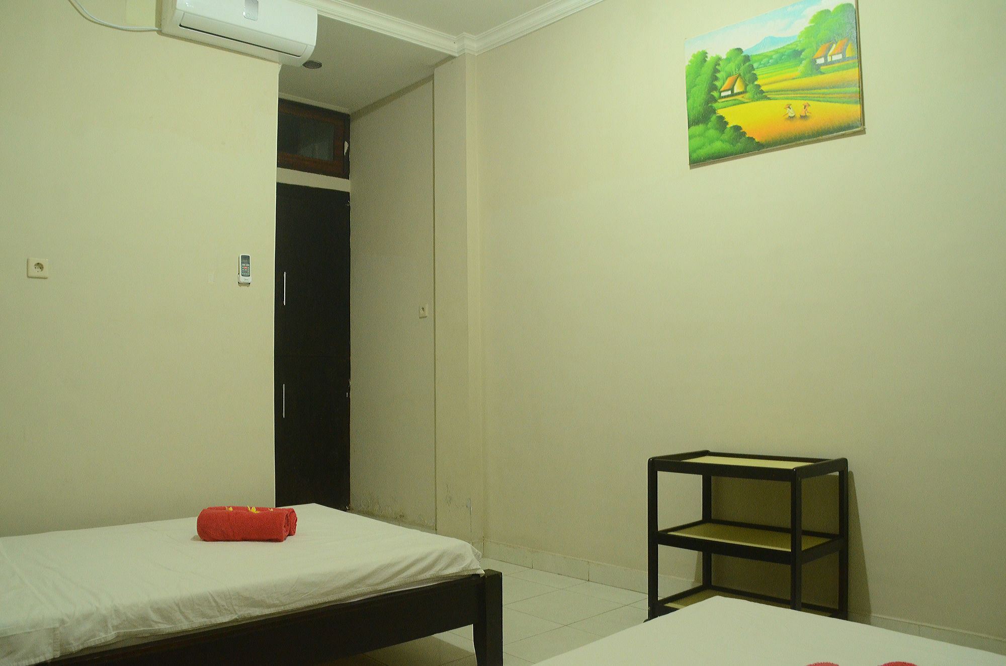 Budget Door Legian Inn Kuta Lombok Esterno foto